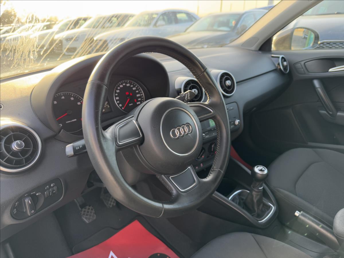 Audi A1 Hatchback 1,2 l 63 kw