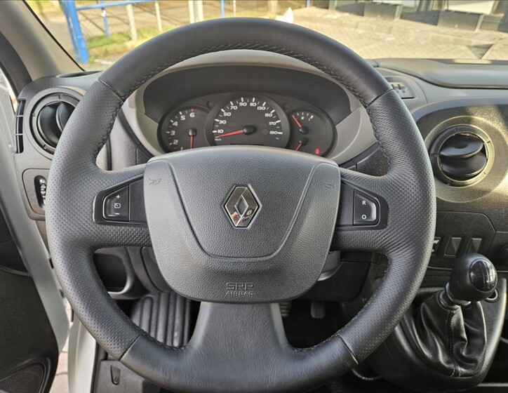 Renault Master 12