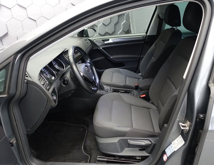 Volkswagen Golf Hatchback 0,0 100 kw