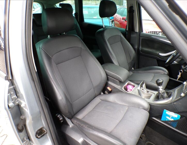 Ford S-MAX Kombi 2,0 l 103 kw