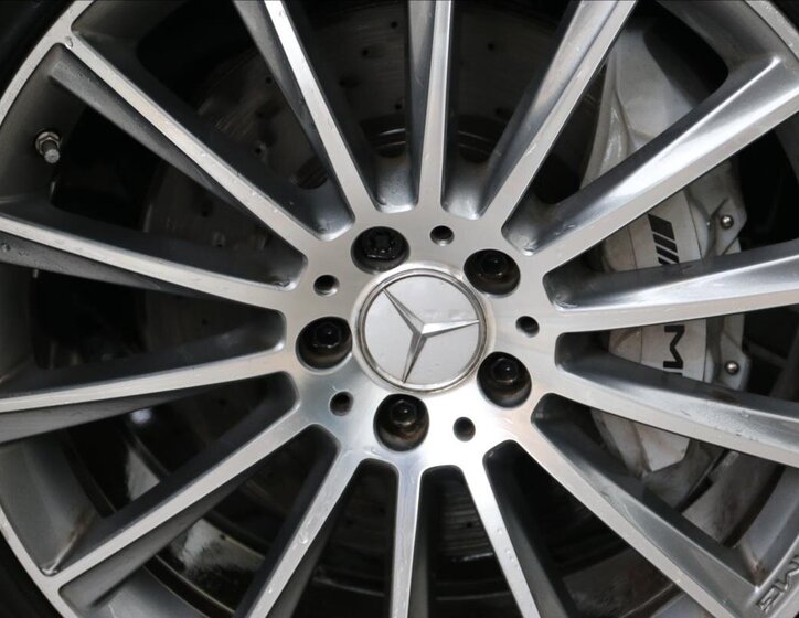 Mercedes-Benz GLC SUV / Terénní 3,0 l 270 kw