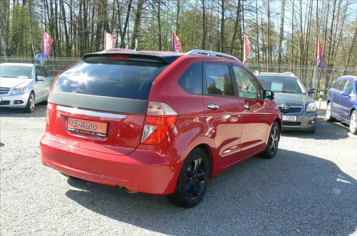 Honda FR-V Kombi 2,2 l 103 kw