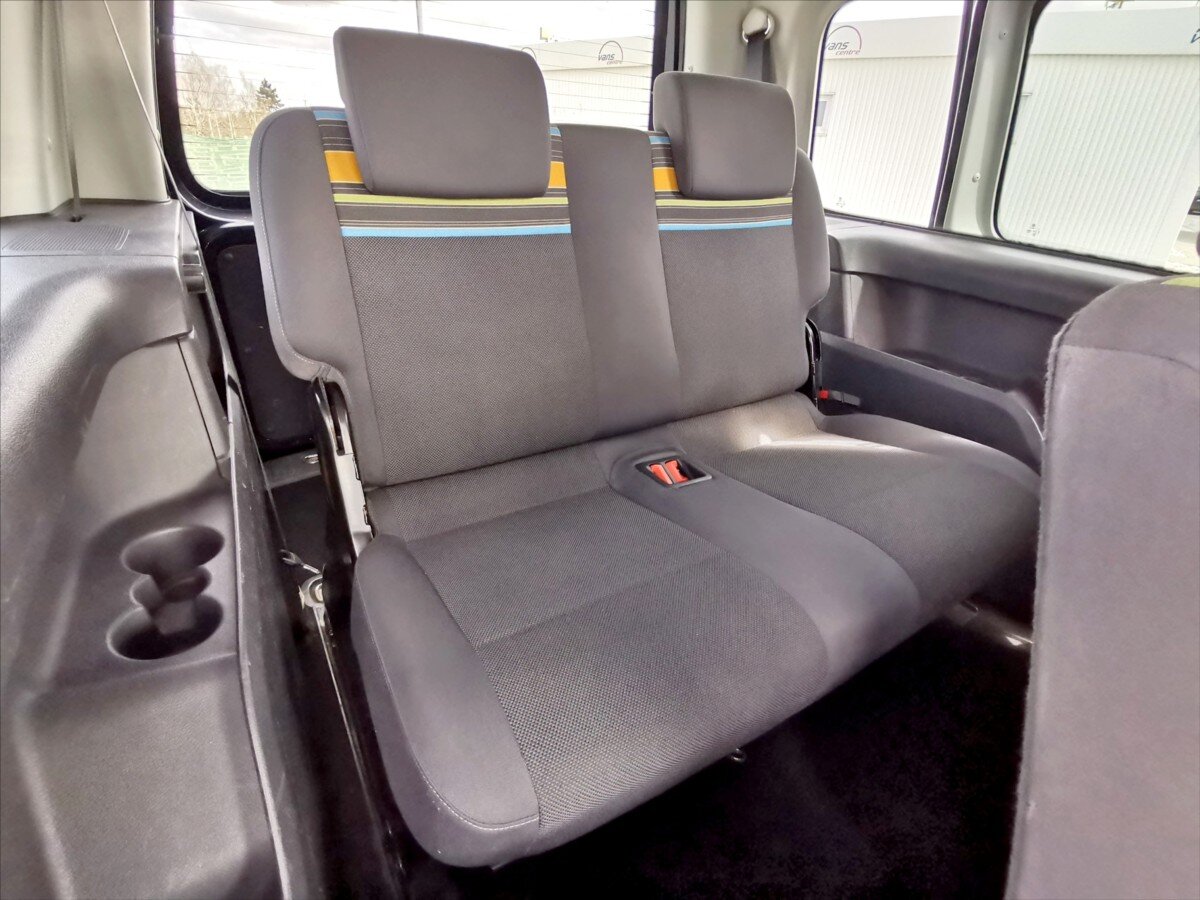 Volkswagen Caddy Pick-up 1,6 l 75 kw