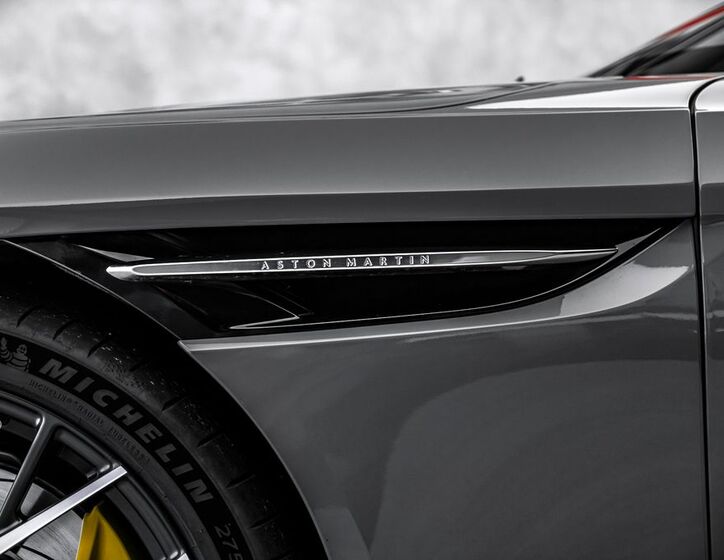 Aston Martin Ostatní 12
