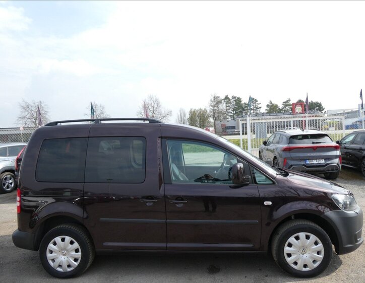 Volkswagen Caddy Kombi 1,6 l 75 kw