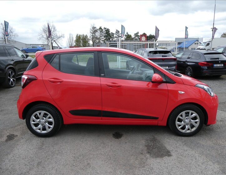 Hyundai i10 Hatchback 998,0 49 kw