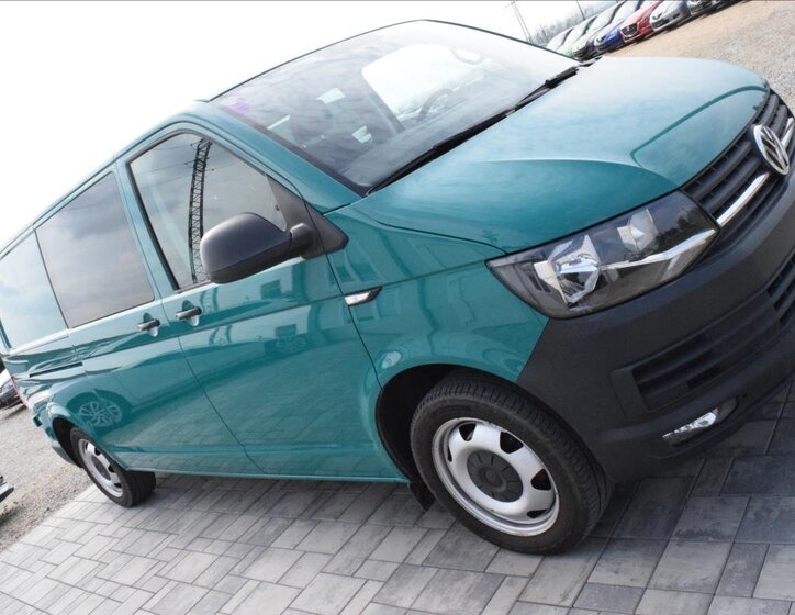 Volkswagen Transporter Kombi 2,0 l 110 kw