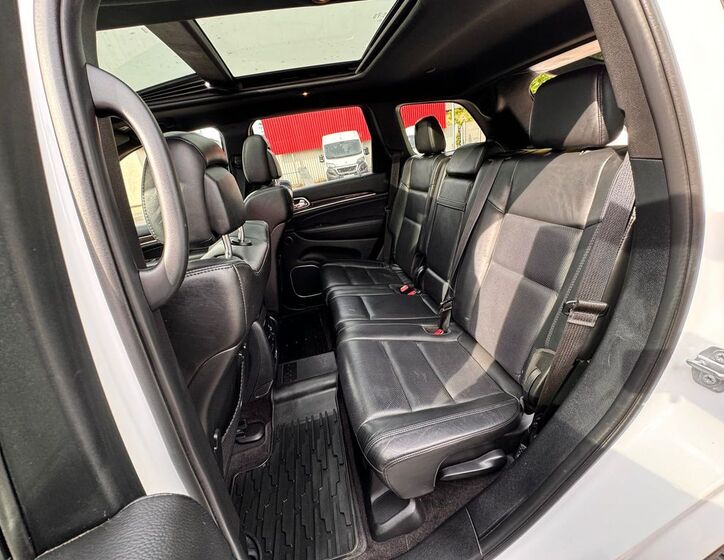 Jeep Grand Cherokee 13