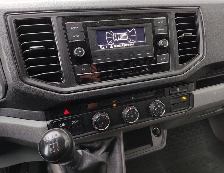 Volkswagen Crafter 10