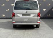 Volkswagen Multivan 5