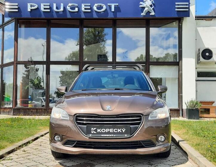Peugeot 301 7