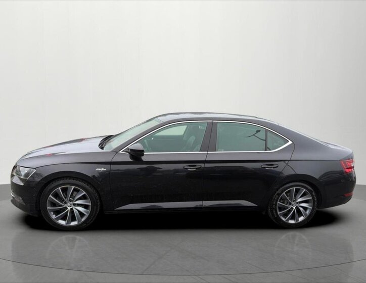 Škoda Superb 4