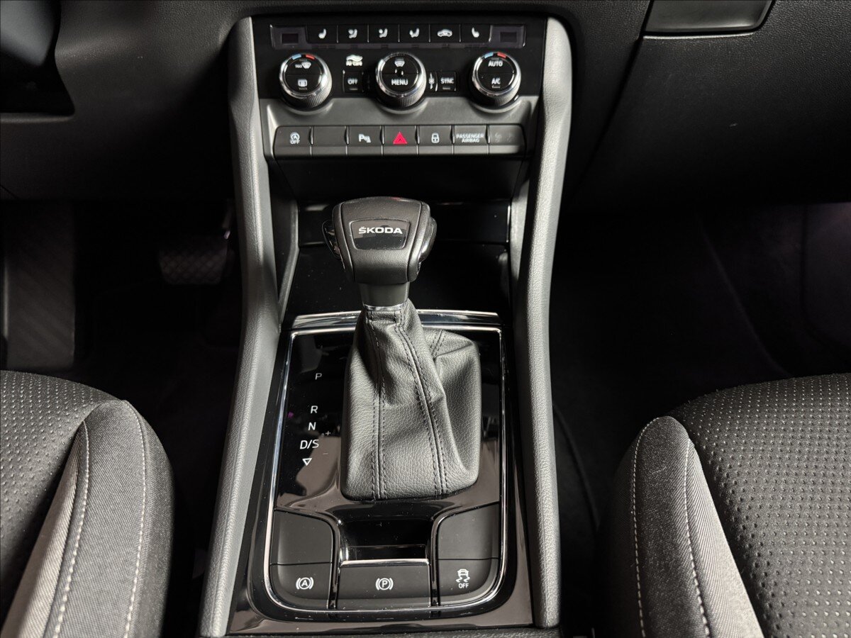 Škoda Karoq SUV / Terénní 2,0 l 85 kw