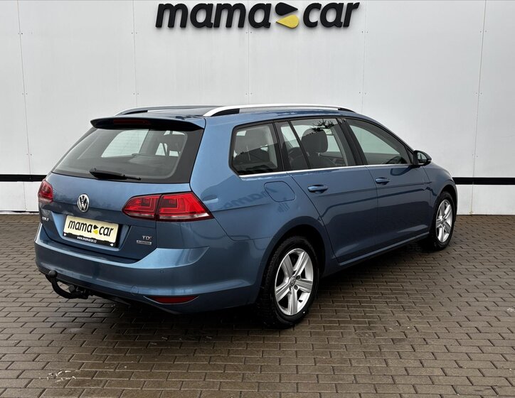 Volkswagen Golf Kombi 1,6 l 77 kw