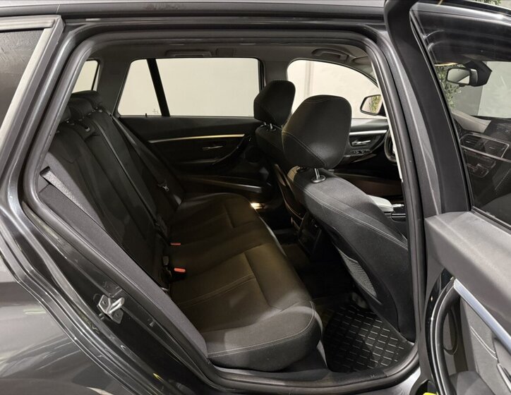 BMW Řada 3 Kombi 2,0 l 135 kw