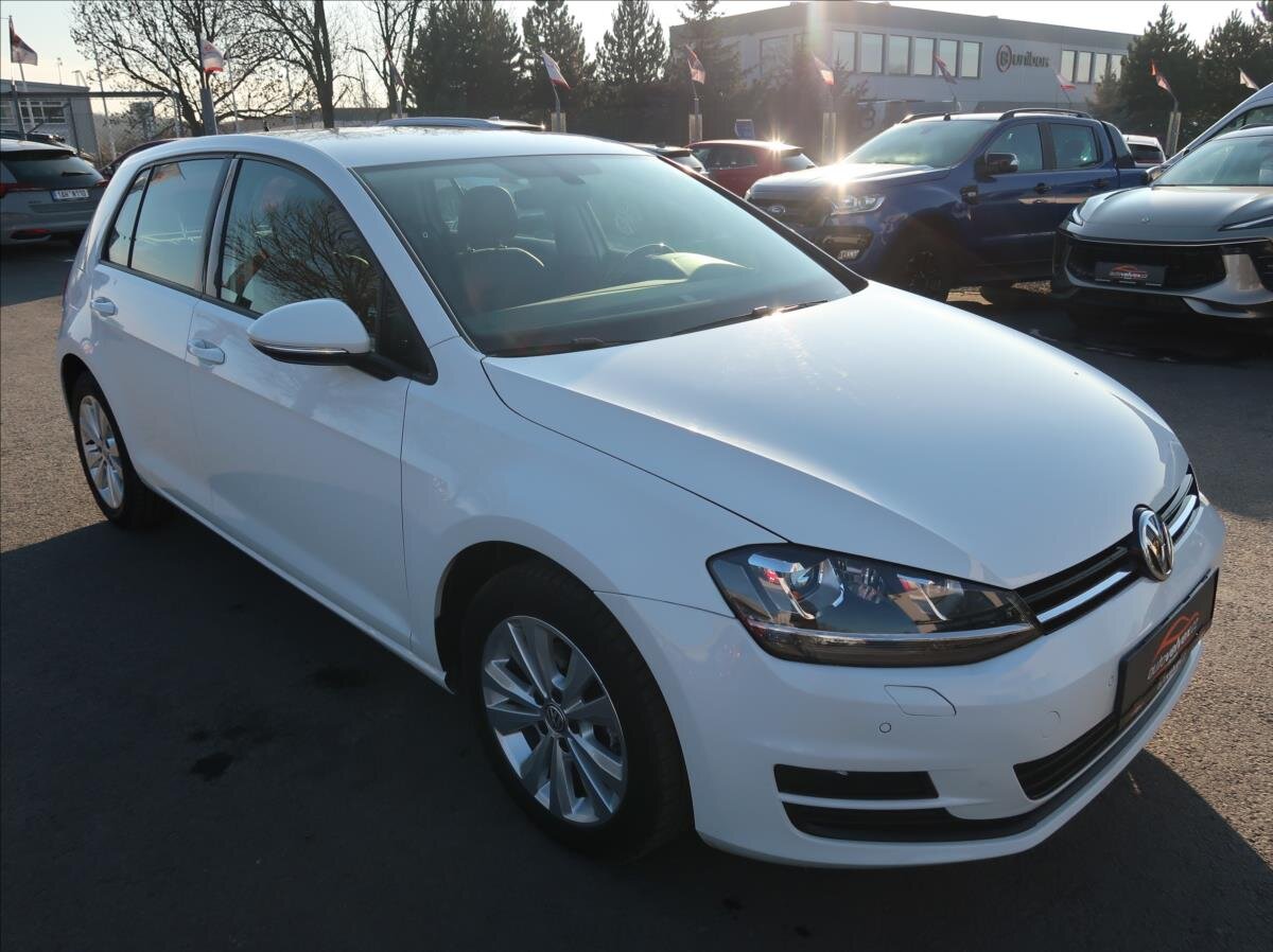 Volkswagen Golf Kombi 1,2 l 81 kw