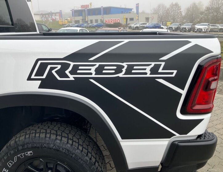 Dodge RAM Pick-up 3,0 l 313 kw