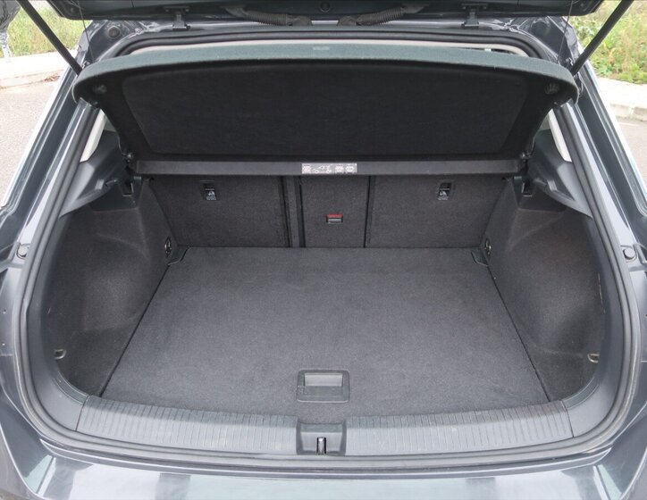 Volkswagen T-Roc SUV 1,5 l 110 kw