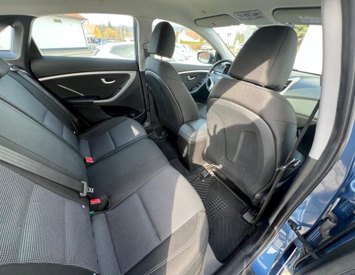 Hyundai i30 Hatchback 1,6 l 81 kw