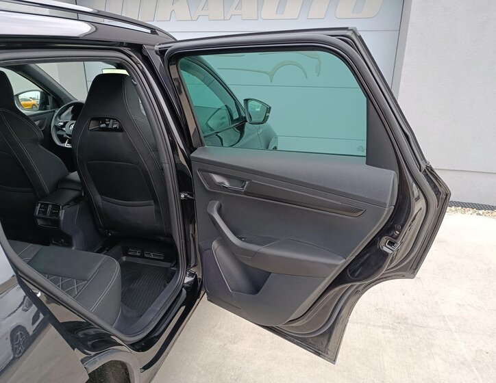 Škoda Karoq SUV / Terénní 1,5 l 110 kw