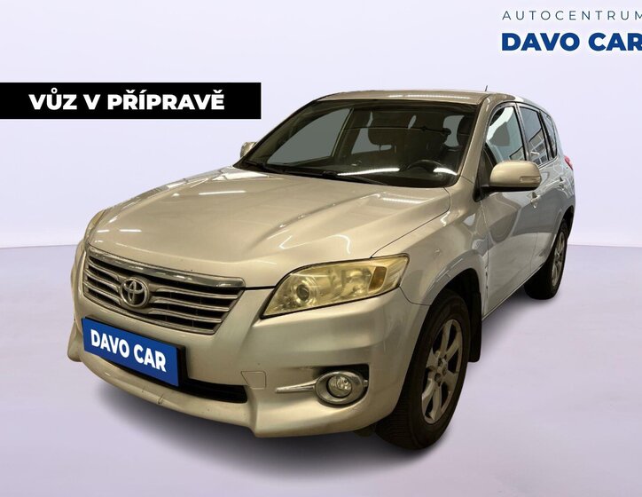 Toyota RAV4 SUV / Terénní 2,2 l 110 kw