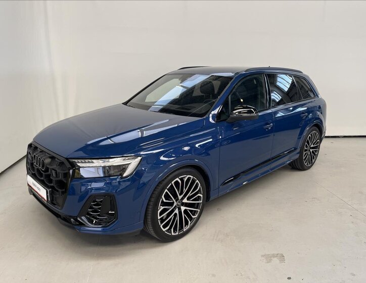 Audi Q7 1