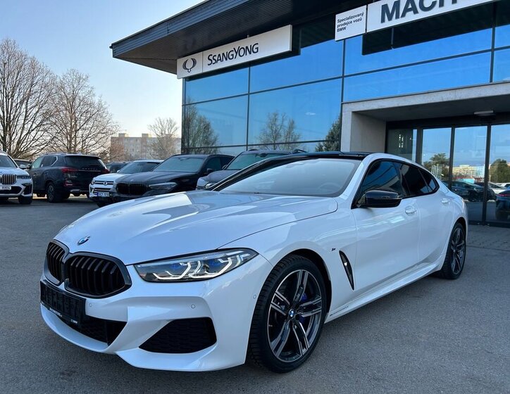 BMW Řada 8 Sedan / Limuzína 3,0 l 245 kw