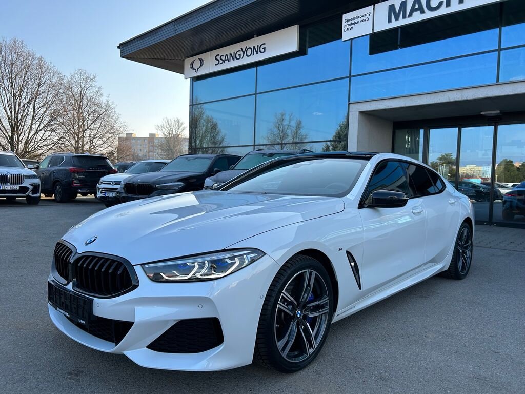 BMW Řada 8 Sedan / Limuzína 3,0 l 245 kw