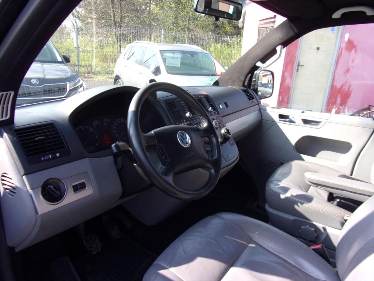 Volkswagen Multivan Ostatní 2,5 l 128 kw