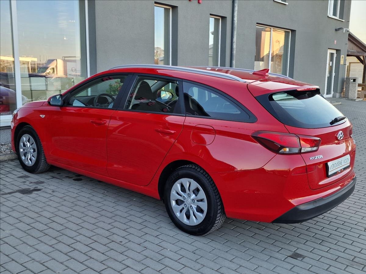 Hyundai i30 Kombi 998,0 88 kw
