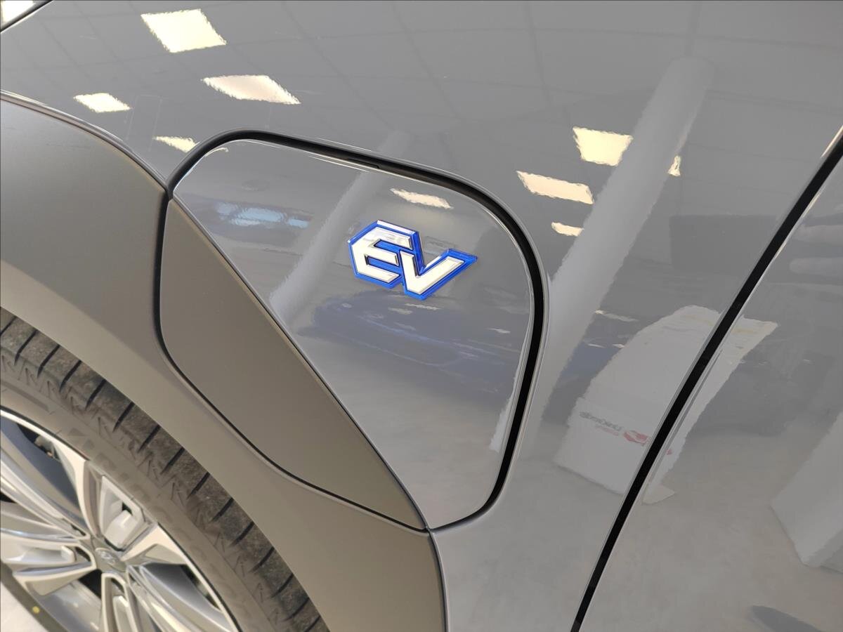 Subaru Solterra SUV / Terénní 0,0 160 kw