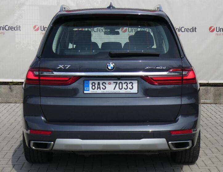 BMW X7 4
