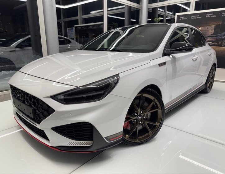 Hyundai i30 Liftback 2,0 l 206 kw