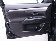 Mitsubishi Outlander 11