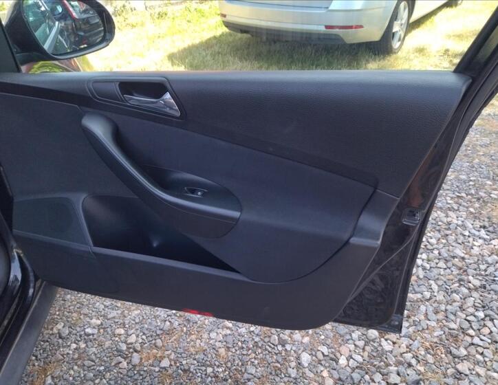 Volkswagen Passat 18