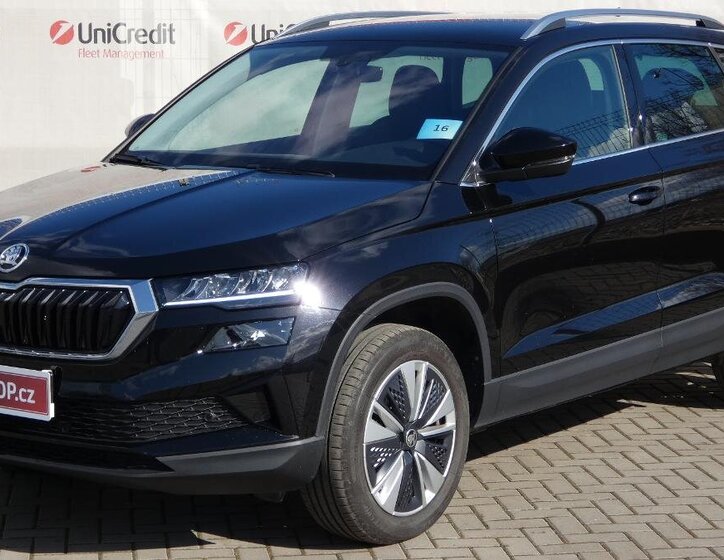 Škoda Karoq SUV / Terénní 1,5 l 110 kw