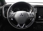 Mitsubishi Outlander 17