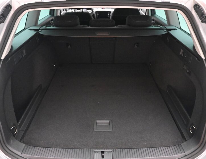 Volkswagen Passat Kombi 2,0 l 110 kw