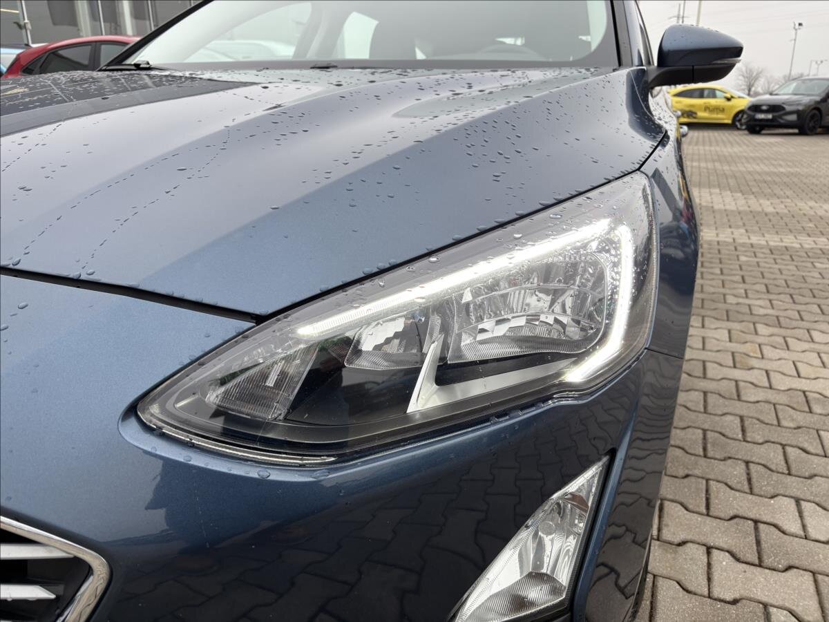 Ford Focus Kombi 999,0 92 kw