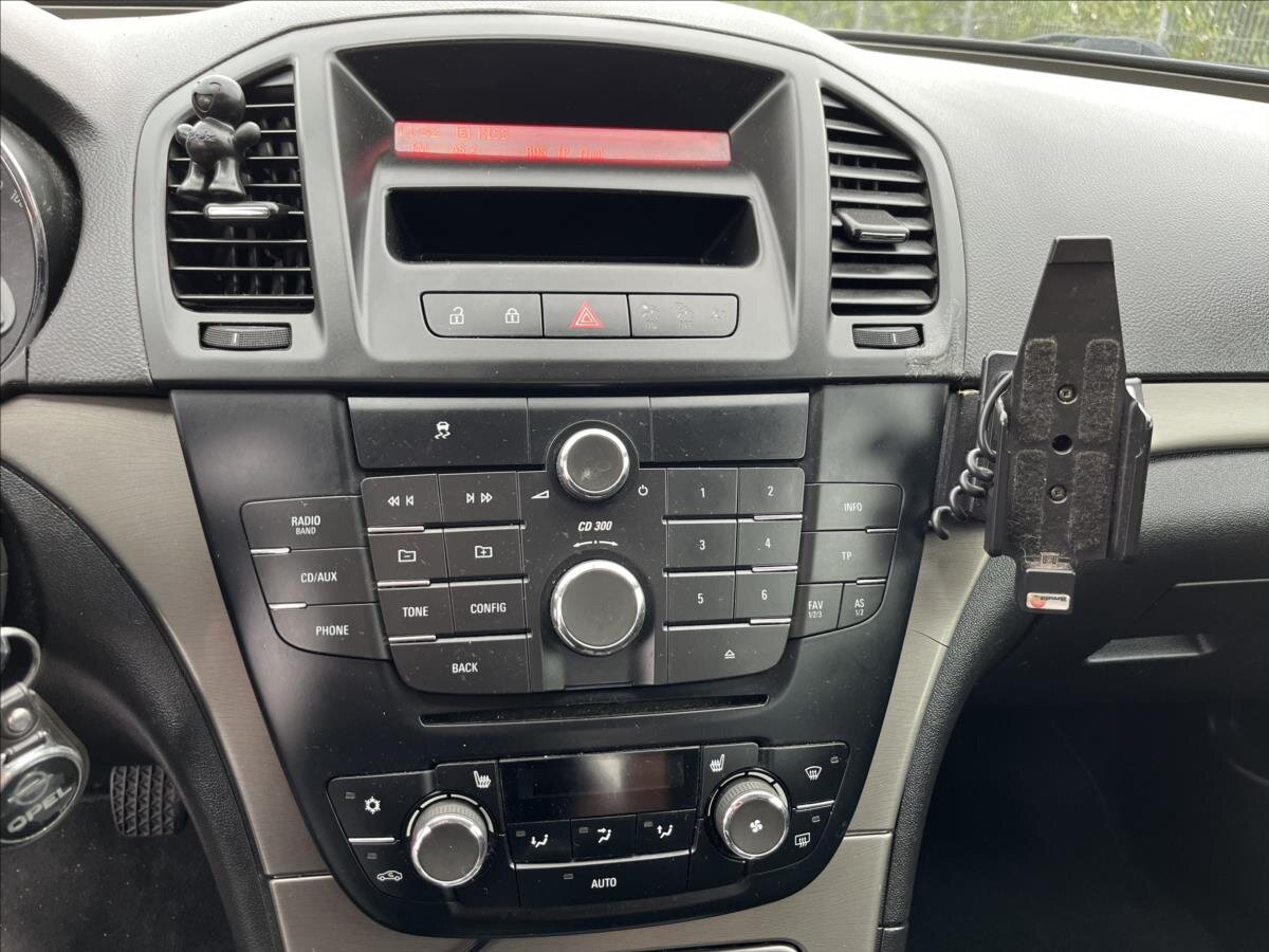 Opel Insignia Liftback 2,0 l 96 kw