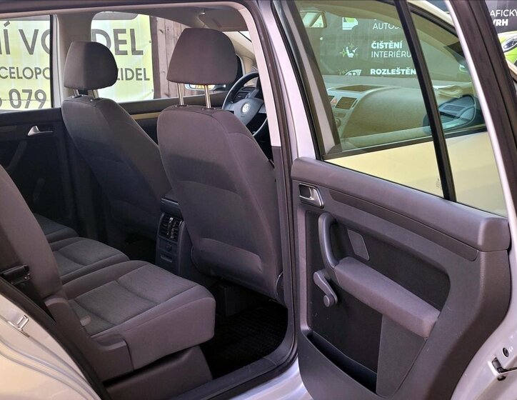 Volkswagen Touran MPV 1,9 l 77 kw