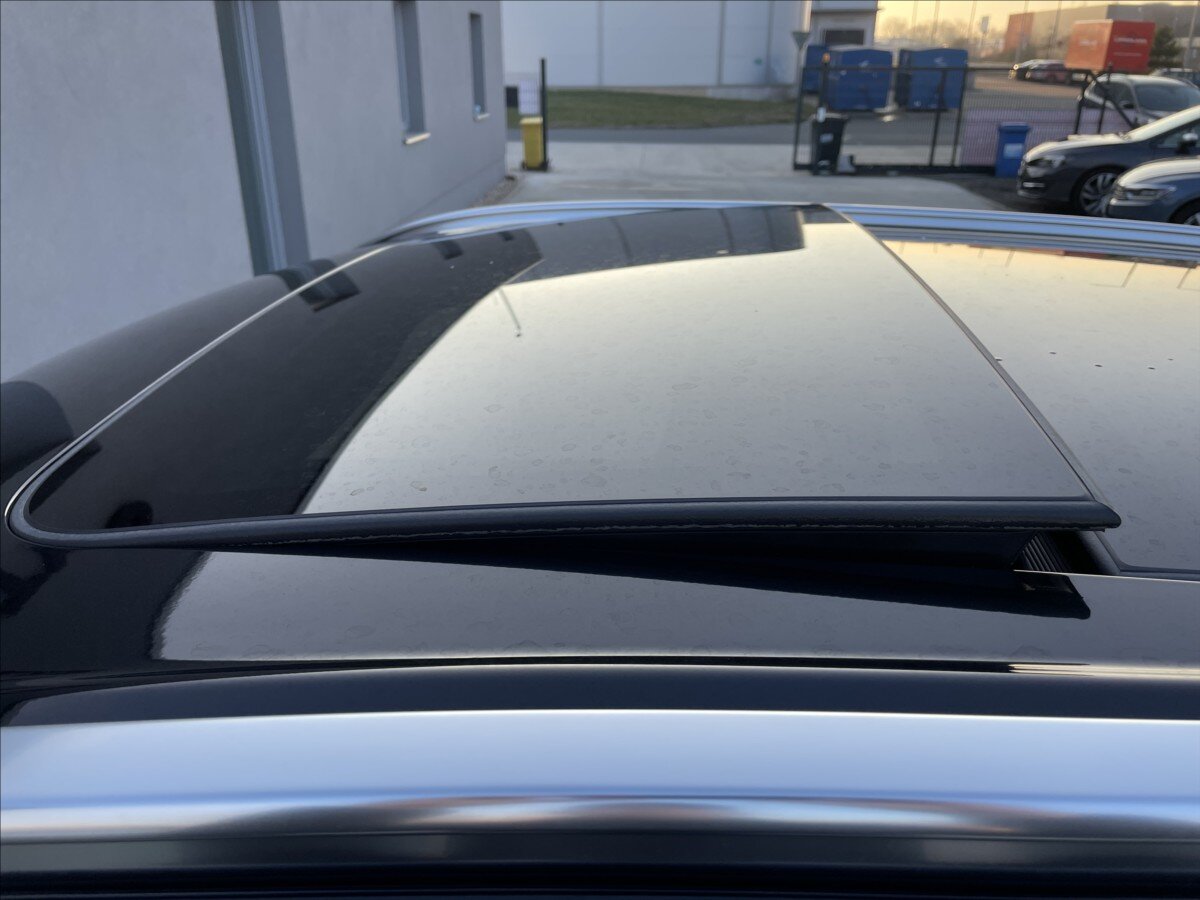 Suzuki Vitara Hatchback 1,4 l 95 kw