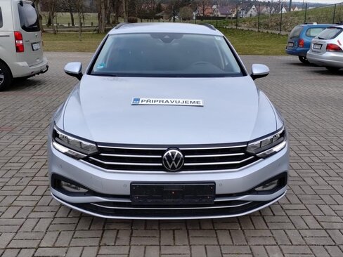 Volkswagen Passat Kombi 2,0 l 110 kw