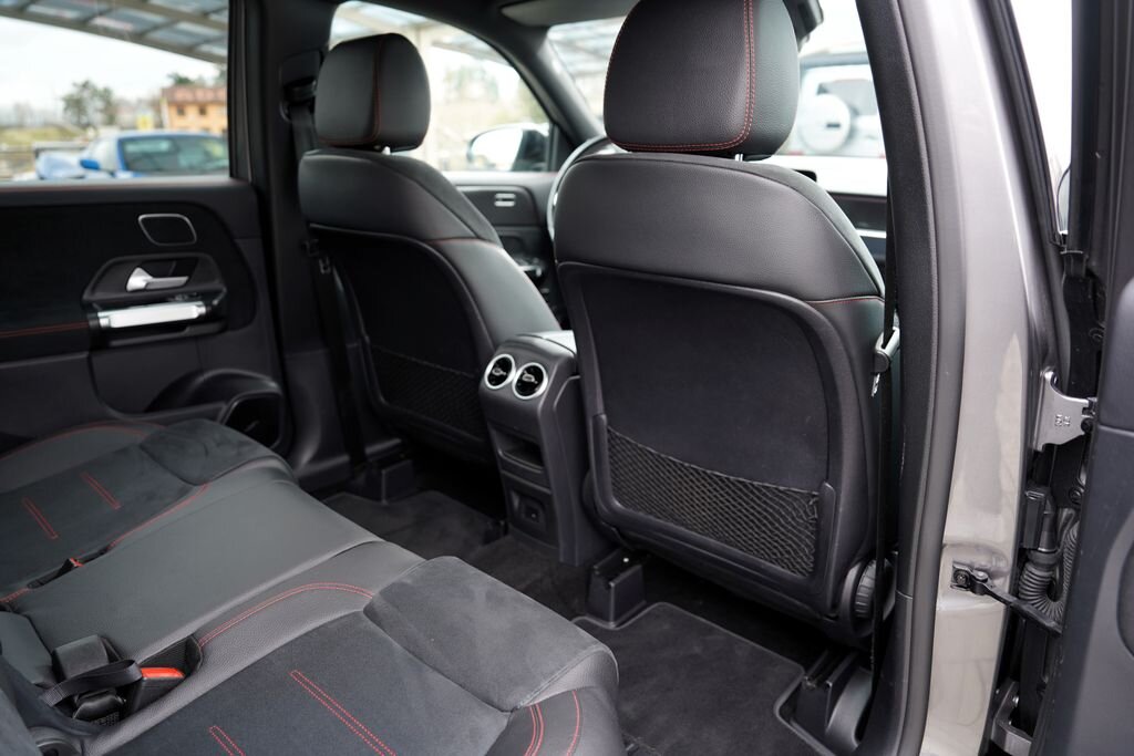 Mercedes-Benz GLB SUV / Terénní 2,0 l 110 kw