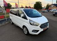 Ford Tourneo Custom 4