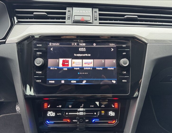 Volkswagen Passat Kombi 1,4 l 0