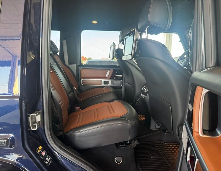Mercedes-Benz Třídy G SUV / Terénní 4,0 l 310 kw