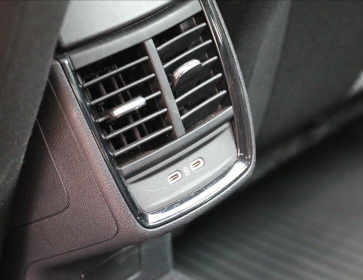 Škoda Kamiq Hatchback 999,0 81 kw