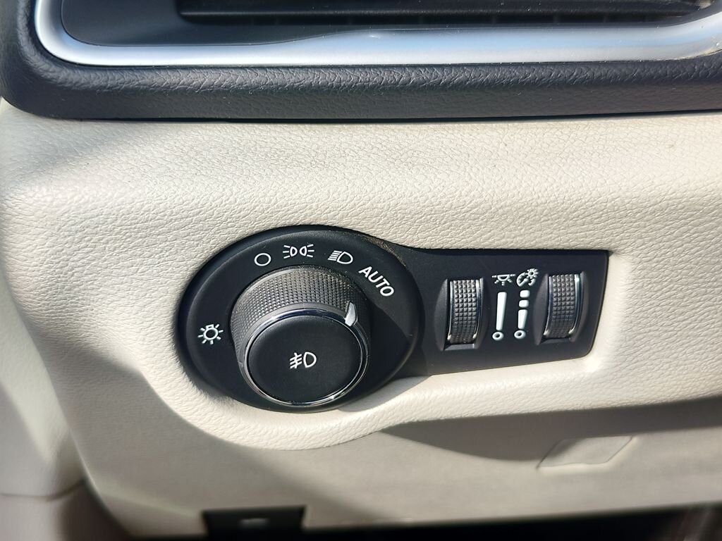 Chrysler Pacifica MPV 3,6 l 214 kw