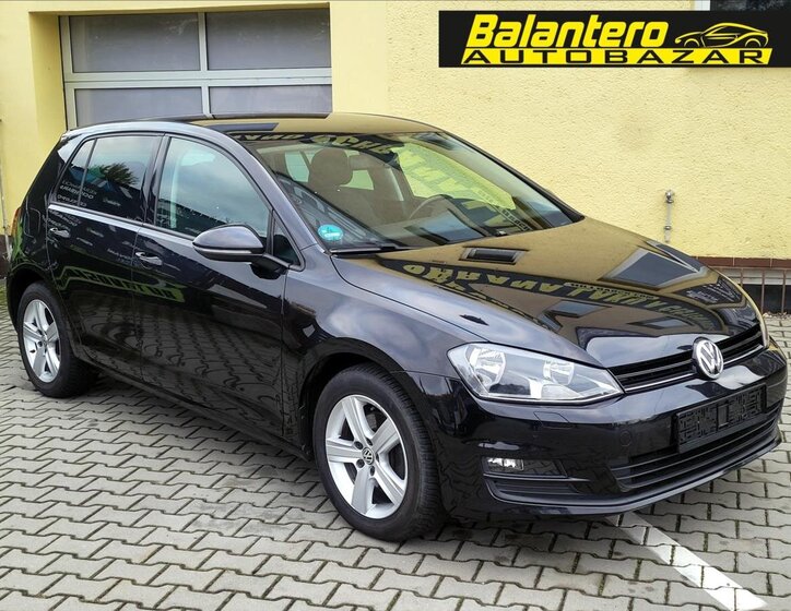 Volkswagen Golf 1